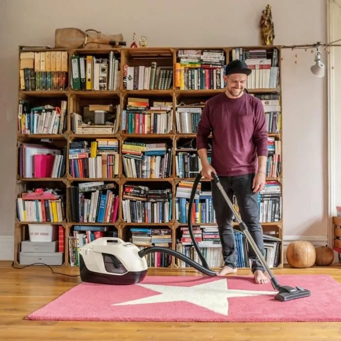 Karcher Aspirador sin bolsa con filtración de agua DS 6 - blanco 1