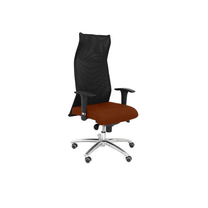Sillon Piqueras Y Crespo Sahuco Xl Direccion Hasta 160 Kg Mecanismo Sincro Brazos Regulables En Altura Respaldo Malla Transpirable Negra Asiento A Medida Con Espuma Viscoelastica Y Tapizado Bali Marron