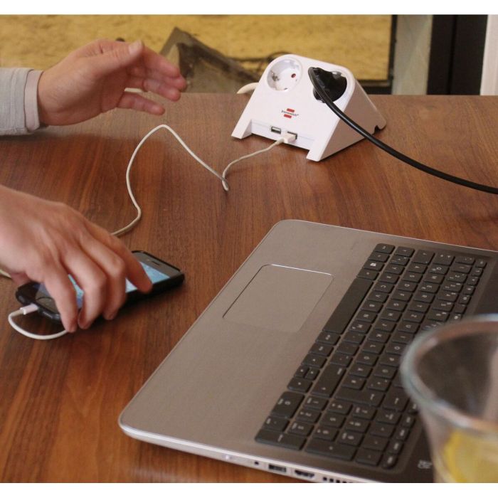 Regleta Enchufes 2 Tomas sin Interruptor Brennenstuhl 1153520222 3600 W USB x 2 Sobremesa (1,8 m) 4 Regleta Enchufes 2 Tomas sin Interruptor Brennenstuhl 1153520222 3600 W USB x 2 Sobremesa (1,8 m) 4