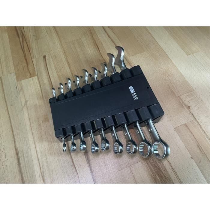 Juego de llaves combinadas métricas de 9 piezas - KS TOOLS - 922.0043 - Llave de boca con trinquete en caja - 8 a 19 mm - Ángulo de horquilla de ojo inclinado 15° 1