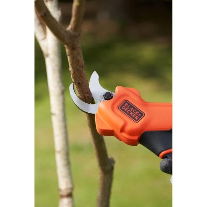 BLACK+DECKER BLA5035048788462 Tijeras de podar a batería de litio 18V 2Ah, corte 25mm, gatillo de seguridad 1 BLACK+DECKER BLA5035048788462 Tijeras de podar a batería de litio 18V 2Ah, corte 25mm, gatillo de seguridad 1
