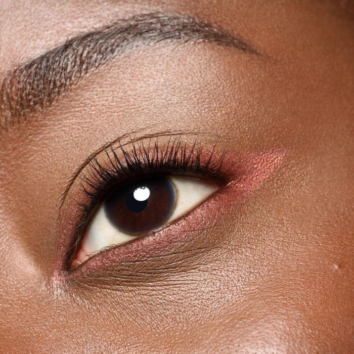 Set de Maquillaje Essence SATIN BLEND 4 Set de Maquillaje Essence SATIN BLEND 4