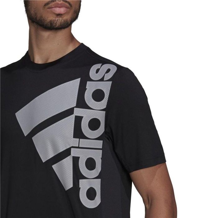 Camiseta de Manga Corta Hombre Adidas Big Badge Negro 19