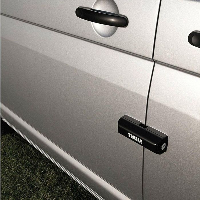 Thule Cerradura de Seguridad Universal para Furgonetas - Cierre de Alta Protección para Puertas Traseras y Puertas Correderas 2 Thule Cerradura de Seguridad Universal para Furgonetas - Cierre de Alta Protección para Puertas Traseras y Puertas Correderas 2