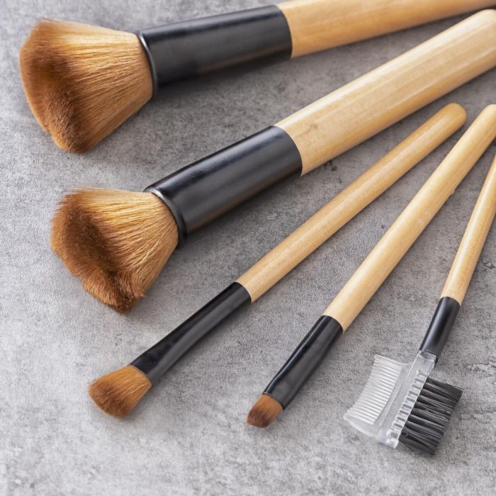 Set de Brochas de Maquillaje de Madera con Funda de Transporte Miset InnovaGoods 5 Unidades 4 Set de Brochas de Maquillaje de Madera con Funda de Transporte Miset InnovaGoods 5 Unidades 4