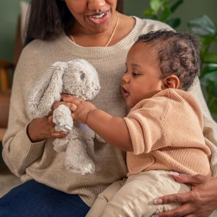 Luz de noche para bebé INGENUITY, conejito de peluche, Sylvie de peluche, responde al llanto del bebé, musical, luminosa, con ruido blanco y clip para chupete 2 Luz de noche para bebé INGENUITY, conejito de peluche, Sylvie de peluche, responde al llanto del bebé, musical, luminosa, con ruido blanco y clip para chupete 2
