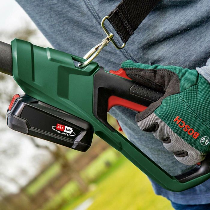 BOSCH UniversalChainPole podadora de 18 polos - 1 batería - 18 V - 2.5 Ah 6 BOSCH UniversalChainPole podadora de 18 polos - 1 batería - 18 V - 2.5 Ah 6