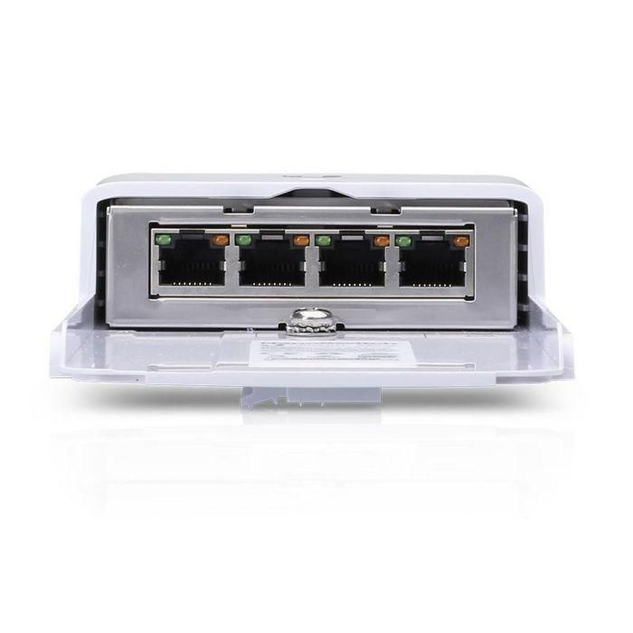 Ubiquiti RTL8367N-VB NanoSwitch, Switch Gigabit PoE Pasivo Exterior con 4 Puertos Ethernet 10/100/1000 Mbps 3 Ubiquiti RTL8367N-VB NanoSwitch, Switch Gigabit PoE Pasivo Exterior con 4 Puertos Ethernet 10/100/1000 Mbps 3