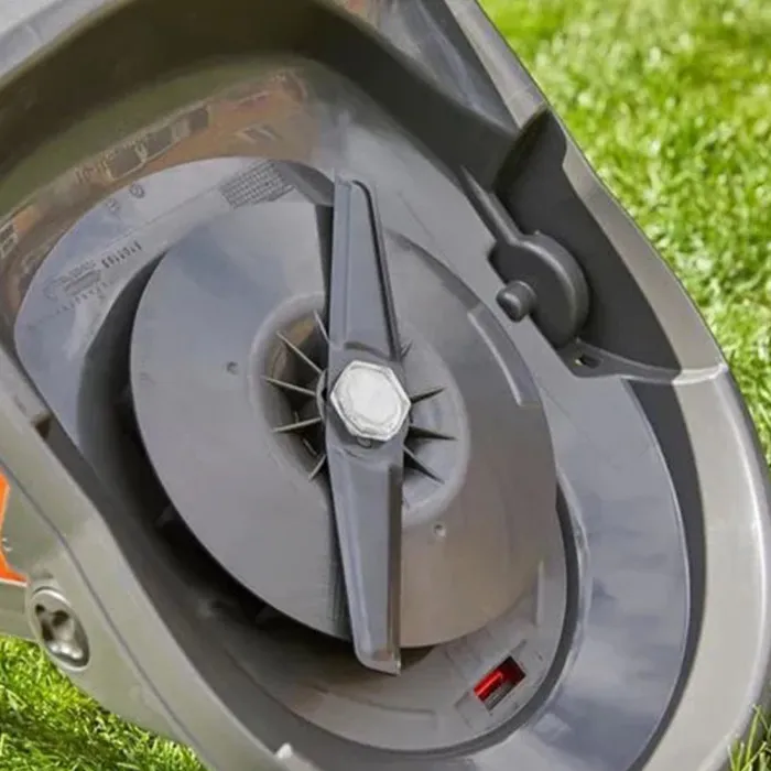 FLYMO Segadora de colchón de aire Turbo Lite 250 1400W - Ancho de corte 25cm - Altura de corte ajustable 11-31mm (967909401) para jardines pequeños 3 FLYMO Segadora de colchón de aire Turbo Lite 250 1400W - Ancho de corte 25cm - Altura de corte ajustable 11-31mm (967909401) para jardines pequeños 3