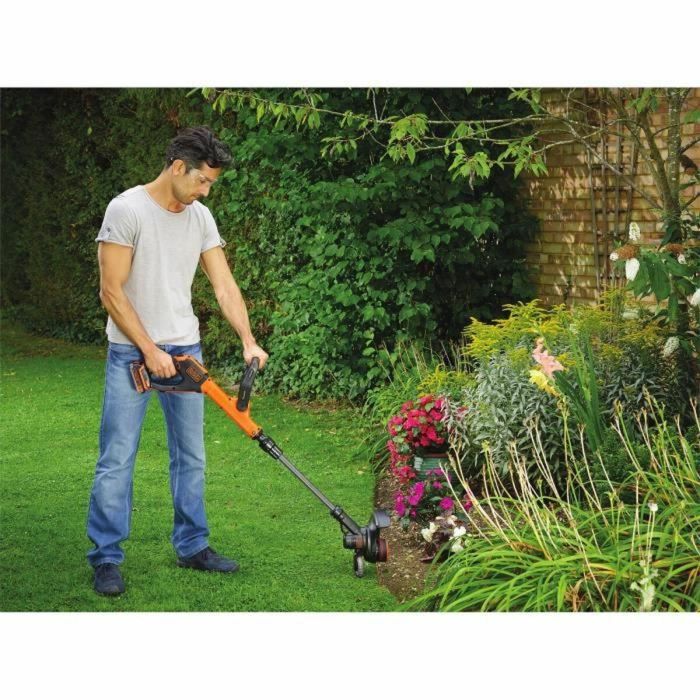 Black+Decker STC1820EPC Cortadora Inalámbrica 18V Litio 2Ah - Recortadora de Jardín 28cm Corte, 2 Velocidades Eco-Turbo, Cabezal Giratorio 2 Black+Decker STC1820EPC Cortadora Inalámbrica 18V Litio 2Ah - Recortadora de Jardín 28cm Corte, 2 Velocidades Eco-Turbo, Cabezal Giratorio 2