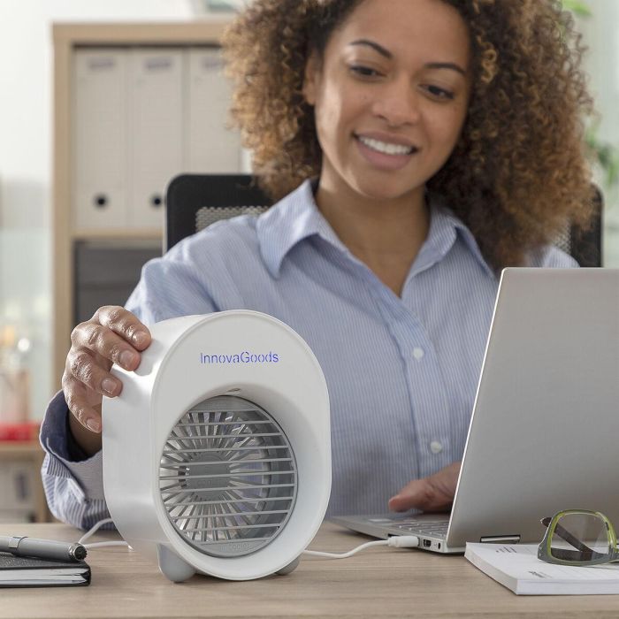 Mini Climatizador Humidificador por Ultrasonidos con LED Koolizer InnovaGoods 13 Mini Climatizador Humidificador por Ultrasonidos con LED Koolizer InnovaGoods 13