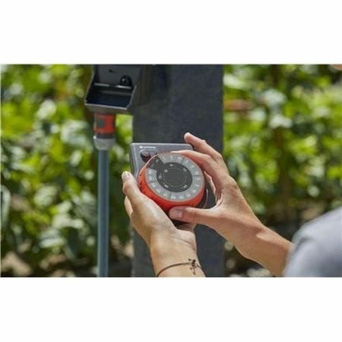 Gardena Programador de Riego para Grifos 20/27 y 26/34 con 17 Ciclos Preestablecidos, Retardo de Inicio, Modo Manual y Módulo Extraíble 2 Gardena Programador de Riego para Grifos 20/27 y 26/34 con 17 Ciclos Preestablecidos, Retardo de Inicio, Modo Manual y Módulo Extraíble 2