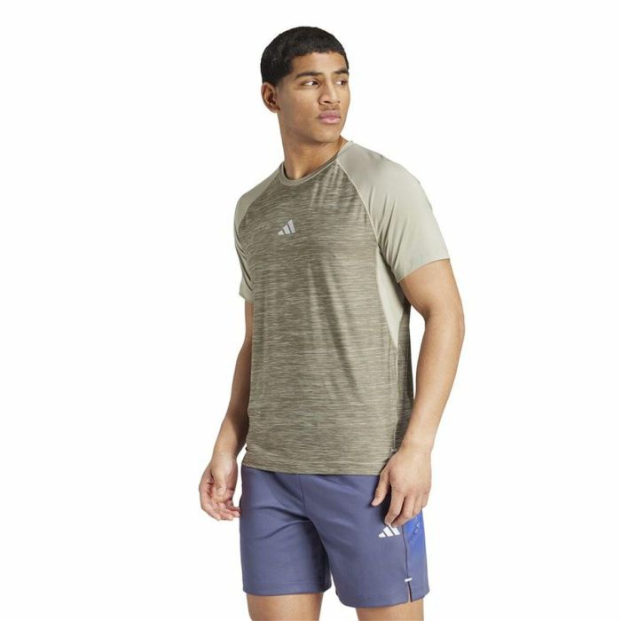 Camiseta de Manga Corta Hombre Adidas Gym+ 3 Bandas Marrón 2