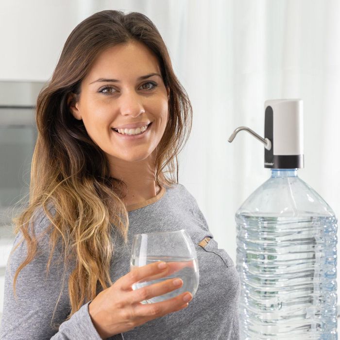 Dispensador de Agua Automático Recargable InnovaGoods 7 Dispensador de Agua Automático Recargable InnovaGoods 7