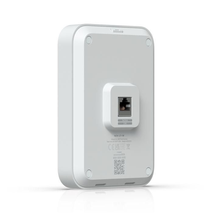 Ubiquiti AP WiFi 7 Montaje Pared, 4 Spatial Streams, 115 m2, 3x 2.5 GbE RJ45 PoE, Switch Integrado para Hostelería 4