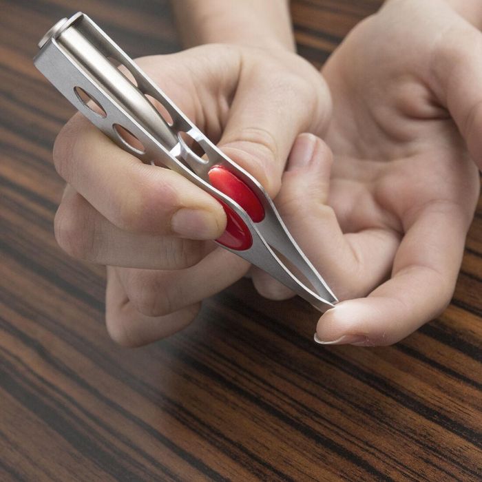 Pinzas de Depilar con LED Lezers InnovaGoods 3