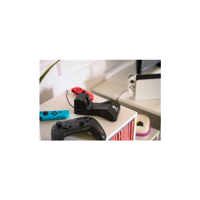 Power A 1525991-01 HUB de Carga para Nintendo Switch y Mandos Pro, Compatible con Joy-Cons y Mandos Inalámbricos PowerA 17 Power A 1525991-01 HUB de Carga para Nintendo Switch y Mandos Pro, Compatible con Joy-Cons y Mandos Inalámbricos PowerA 17