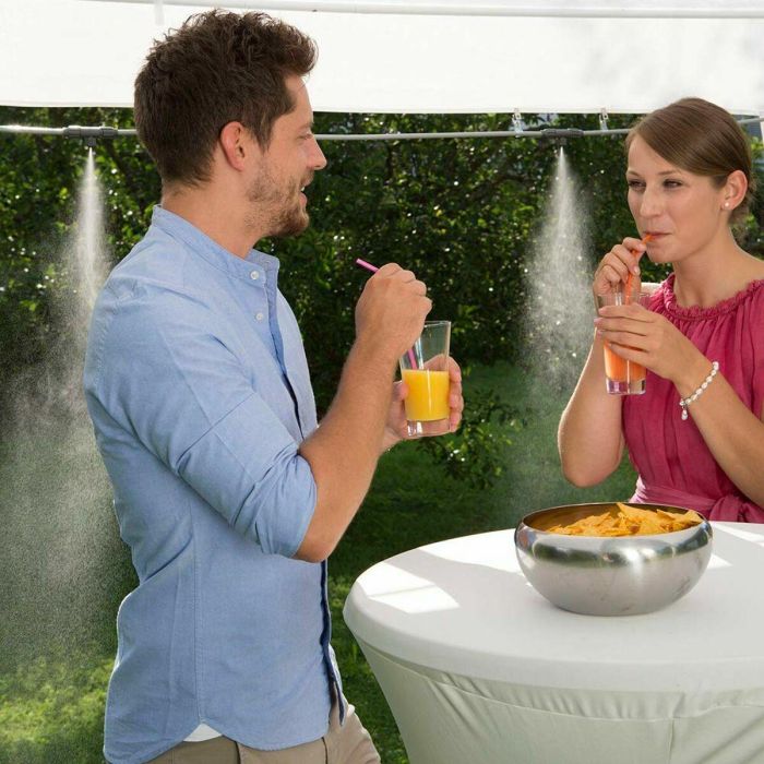 Gardena Kit de nebulización con manguera de 10m, 7 boquillas, clips para fijación y accesorios de conexión. 1 Gardena Kit de nebulización con manguera de 10m, 7 boquillas, clips para fijación y accesorios de conexión. 1