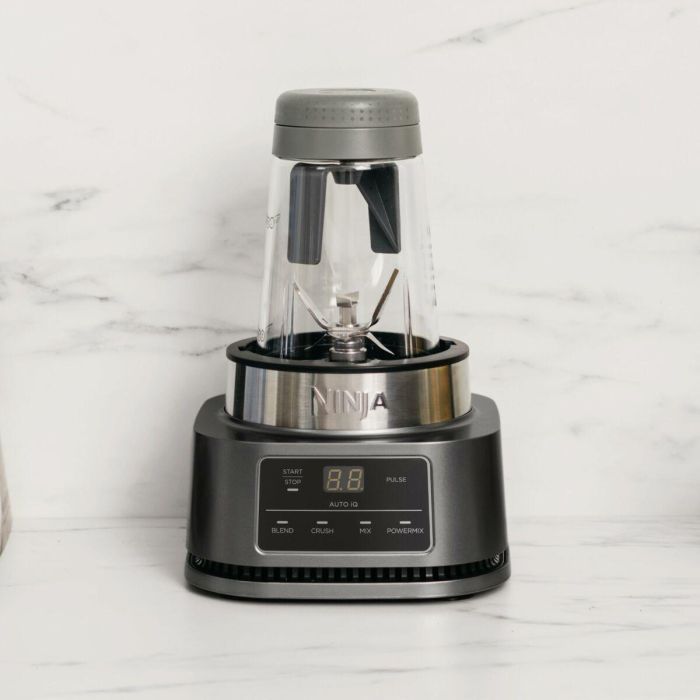 Ninja CB100EU Batidora de Vaso Foodi Standmixer 0.7L con Función de Impulso y Picahielos 1100W Negro/Acero Inoxidable 18 Ninja CB100EU Batidora de Vaso Foodi Standmixer 0.7L con Función de Impulso y Picahielos 1100W Negro/Acero Inoxidable 18