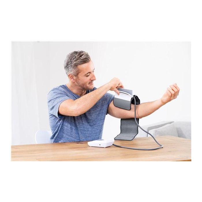 Beurer BM-51 Tensiómetro de Brazo EasyClip con Tecnología de Inflación Automática, Memoria para 2 Usuarios, Pantalla XL y Detector de Arritmias 6 Beurer BM-51 Tensiómetro de Brazo EasyClip con Tecnología de Inflación Automática, Memoria para 2 Usuarios, Pantalla XL y Detector de Arritmias 6