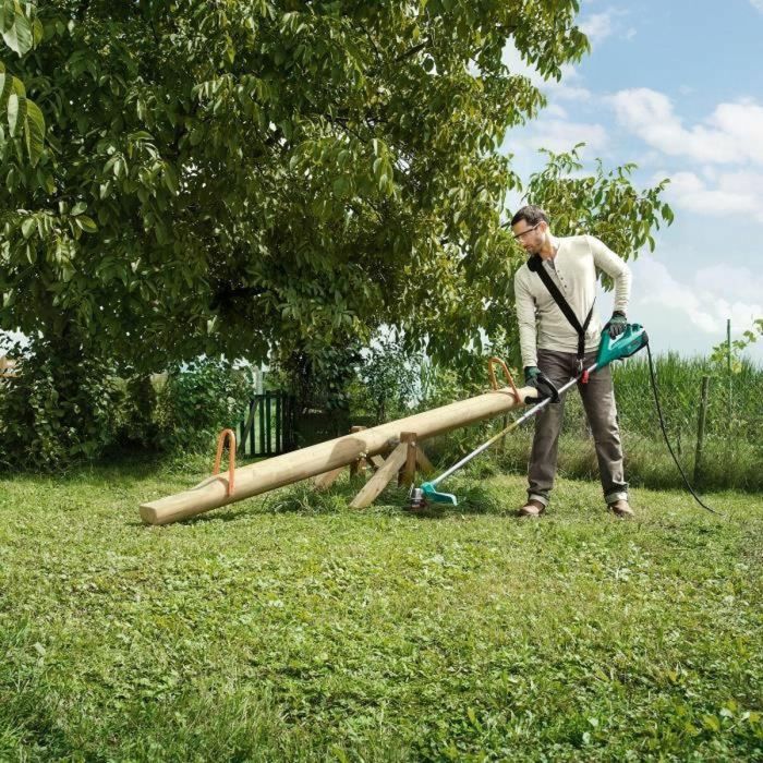 Bosch AFS 23-37 Desbrozadora Eléctrica 1000W, Ancho de Corte 37cm, Cuchilla 23cm 1 Bosch AFS 23-37 Desbrozadora Eléctrica 1000W, Ancho de Corte 37cm, Cuchilla 23cm 1