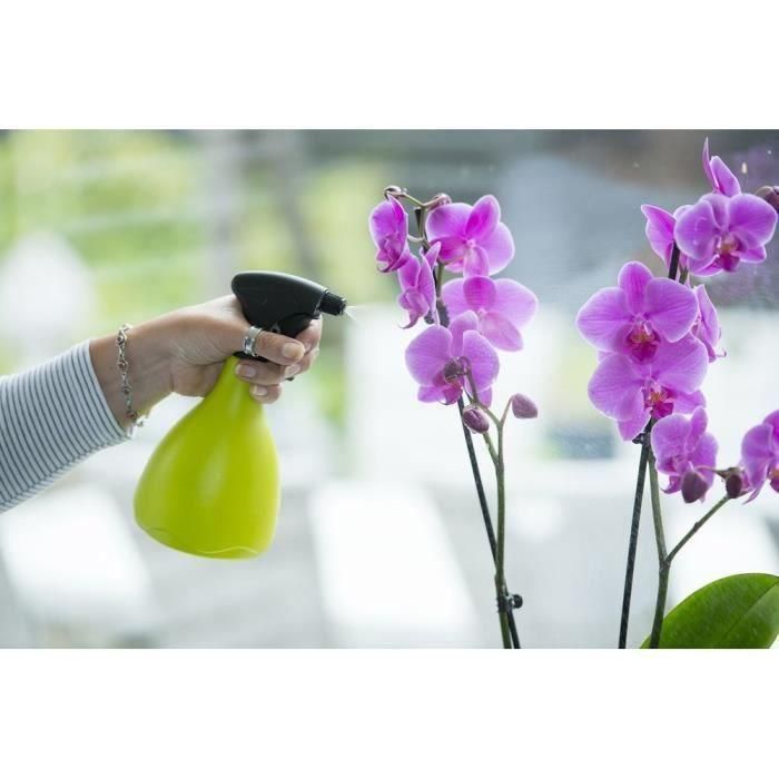 Pulverizador NATURE - Polietileno - Verde claro - 0,7 L 1 Pulverizador NATURE - Polietileno - Verde claro - 0,7 L 1
