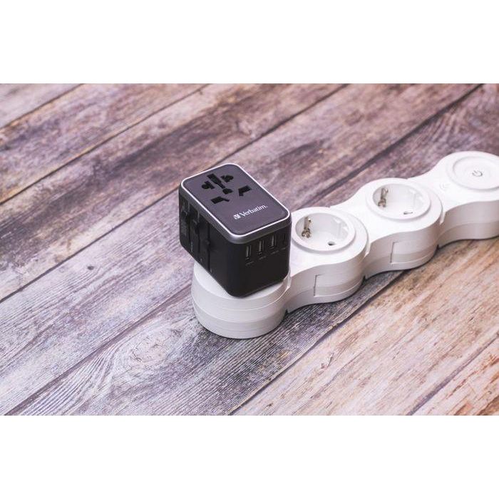Verbatim Uta-04 Adaptador Universal De Viaje Con 1 Puerto Usb-C - 3 Puerto Usb-A - 1 Puerto Usb-C 18