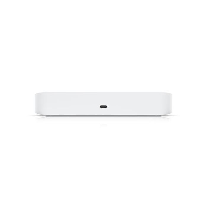 Ubiquiti Layer 2 switch with (4) 10GbE RJ45 ports and (1) GbE, 802.3at PoE+ RJ45 input 4 Ubiquiti Layer 2 switch with (4) 10GbE RJ45 ports and (1) GbE, 802.3at PoE+ RJ45 input 4