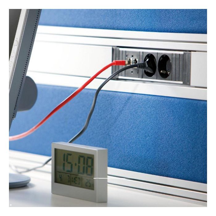 Bachmann 906.18801 STEP ALU 3xCEE7/3 1xSchalter GST18 - Regleta de Aluminio para Interior con 3 Salidas, Interruptor e IP20, 230 V