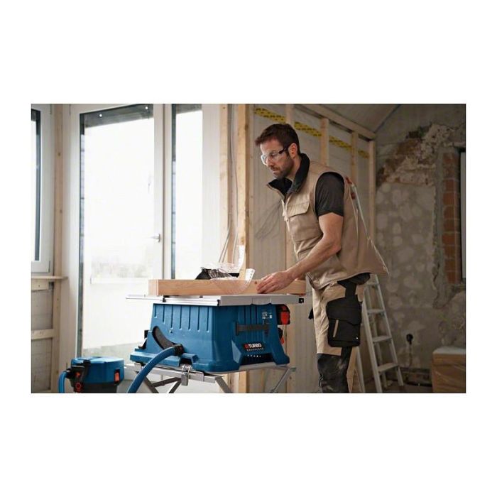 Bosch GTS 18V-216 Sierra Circular a Batería Profesional GTA 560 18V Incluye Base