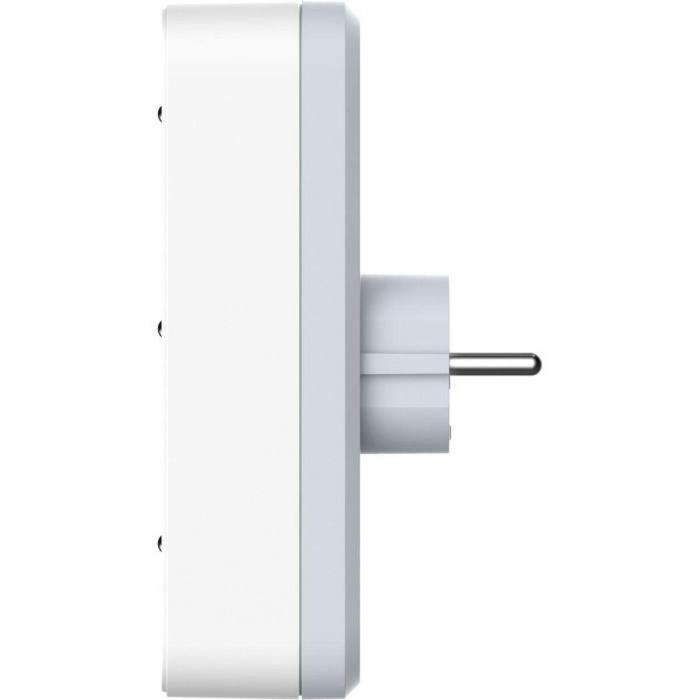 Triplite QUA4004282472377 QUARX 3P 16A Compacto Compatible con NF 2 Triplite QUA4004282472377 QUARX 3P 16A Compacto Compatible con NF 2