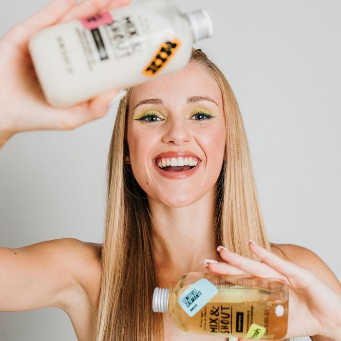 Mix & Shout RUTINA REPARADOR LOTE 4 pz - Set Peluquería Champú y Acondicionador para Todo Tipo de Cabello, Cabello Dañado, Color y Mechas