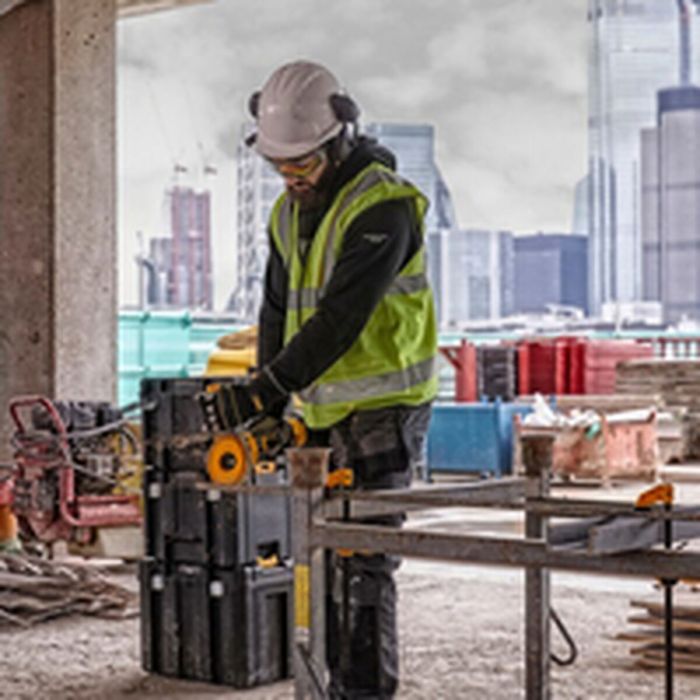 Lijadora de banda Dewalt DCG418NT-XJ 13 Lijadora de banda Dewalt DCG418NT-XJ 13