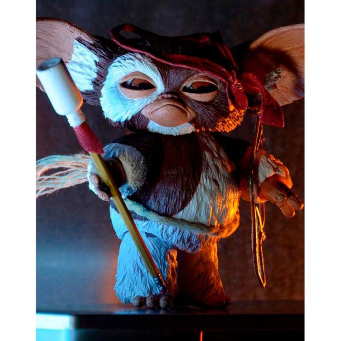 NECA Figura Gremlins Edición Ultimate Mogwai Gizmo, 18 cm, articulado con accesorios 0 NECA Figura Gremlins Edición Ultimate Mogwai Gizmo, 18 cm, articulado con accesorios 0