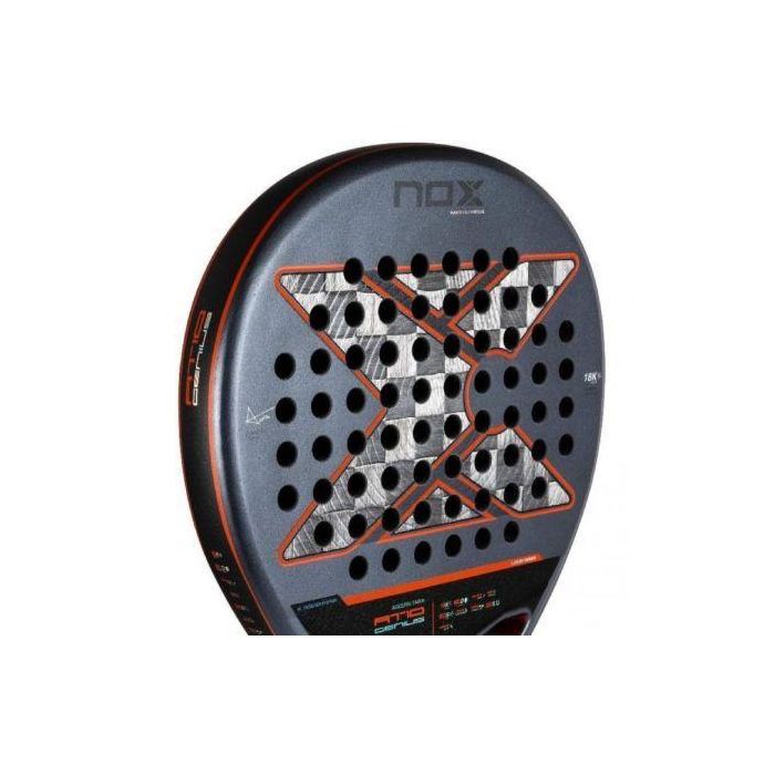 Noxsport Pala de Padel AT10 Genius Alum 18K 2025 Agustin Tapia, Gota/Lágrima, Carbono 18K, MLD Black Eva, 2025 4 Noxsport Pala de Padel AT10 Genius Alum 18K 2025 Agustin Tapia, Gota/Lágrima, Carbono 18K, MLD Black Eva, 2025 4