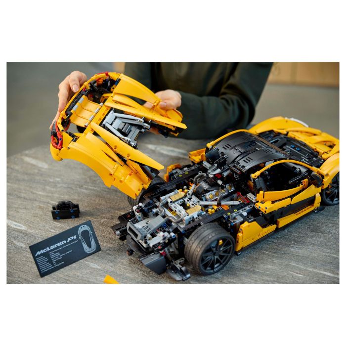 Lego 42172 McLaren P1 - Kit de Modelo de Hiperdeportivo para Adultos Entusiastas de Vehículos 16