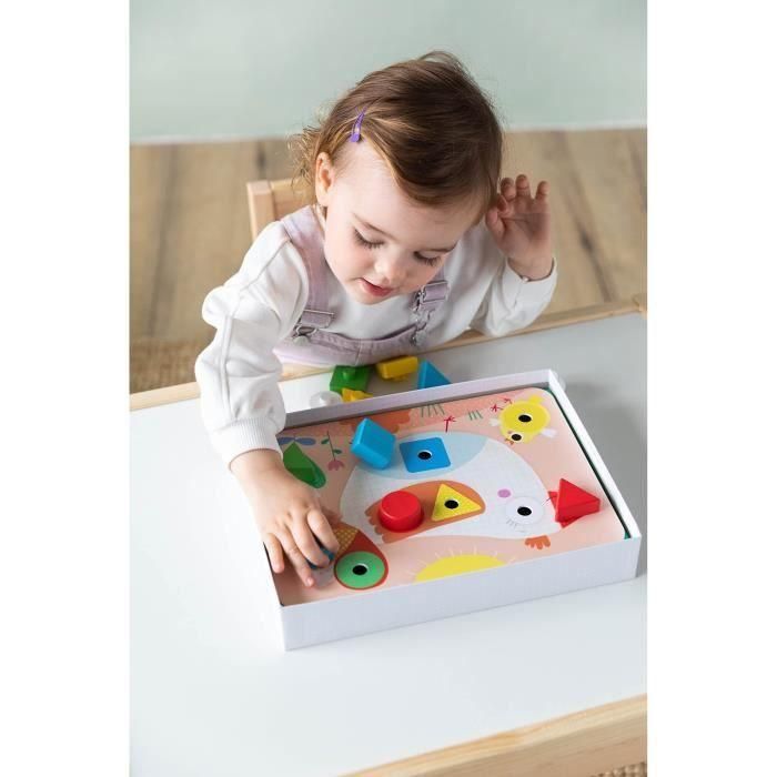 Puzzle baby shapes. aprende las formas y los colores encajando.goula 3