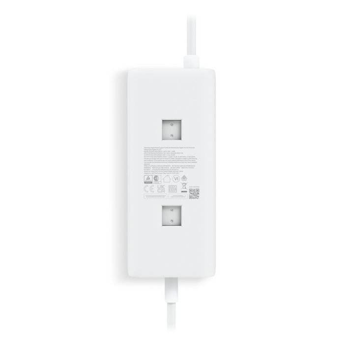 Ubiquiti Adaptador AC con PoE Integrado, 10 GbE, Tipo-C 5V 5A, PoE+ 48V 0.65A, para UniFi Cloud Gateway 6