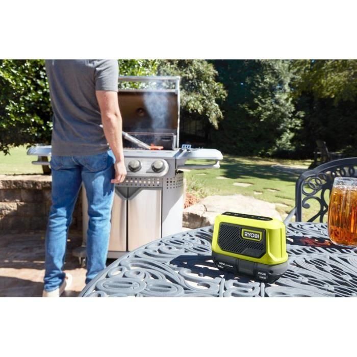 Ryobi RBTM18-0 Altavoz Bluetooth Compacto ONE+ de 18V 2 Ryobi RBTM18-0 Altavoz Bluetooth Compacto ONE+ de 18V 2