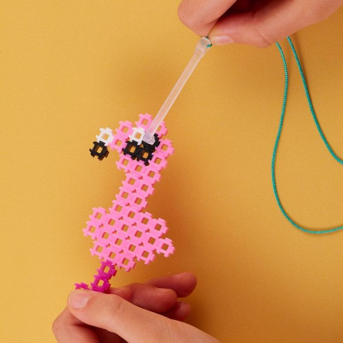 Bizak 64008000 Simbrix Pack Joyería con Más de 750 Piezas y Accesorios para Montar Joyería, Fomenta la Creatividad, Sin Pegamento ni Calor, Mayores de 5 Años 6