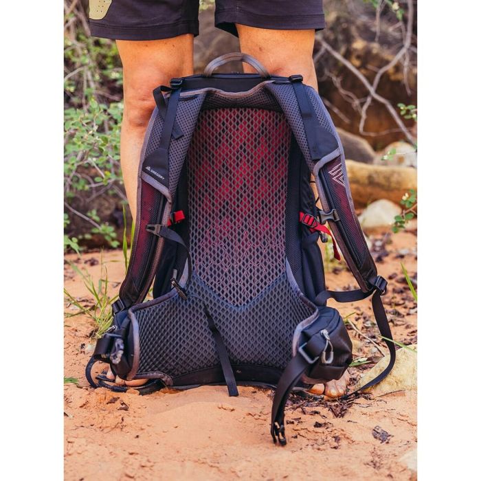 Mochila Deportiva Gregory Zulu 25 LT Negro 25 L (25 L) 1 Mochila Deportiva Gregory Zulu 25 LT Negro 25 L (25 L) 1