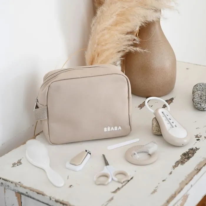 Beaba Neceser de viaje 7 Accesorios BEA3384349204266 Arcilla 4