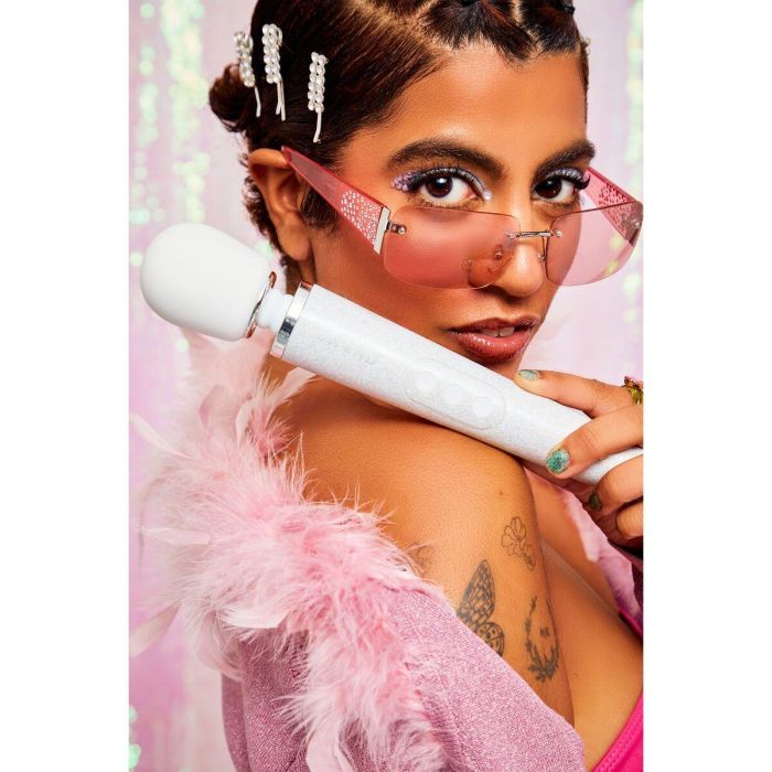 Vibrador Le Wand All That Glimmers Set Blanco 1 Vibrador Le Wand All That Glimmers Set Blanco 1