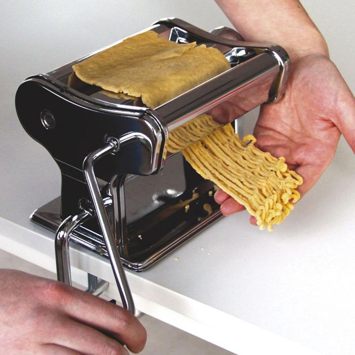 Totally Addict Máquina para Pasta y Fondant con Soporte Fijación Mesa Encimera 19,5x14,5x12 cm 2 Totally Addict Máquina para Pasta y Fondant con Soporte Fijación Mesa Encimera 19,5x14,5x12 cm 2