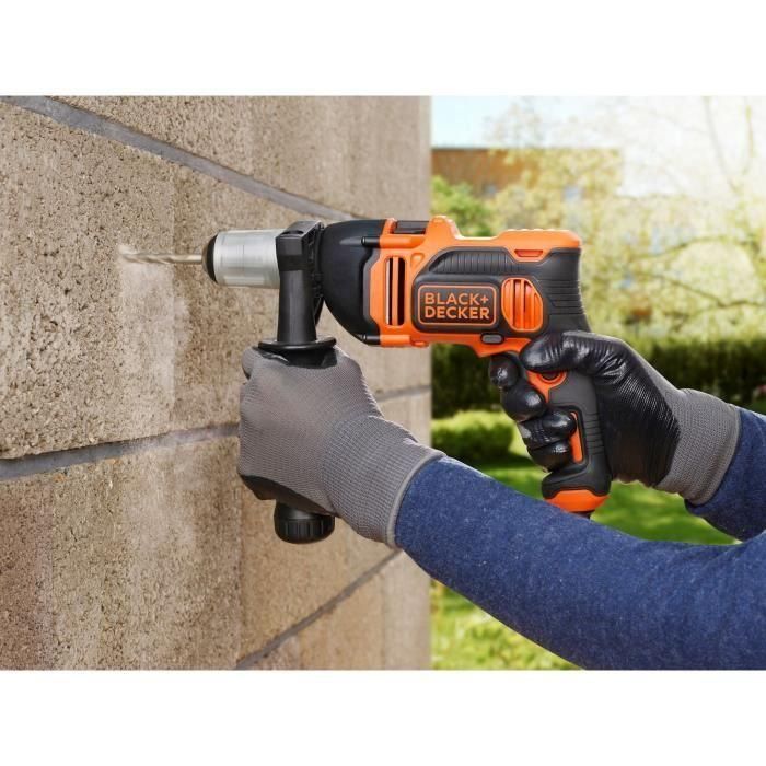 BLACK + DECKER BEH850-QS Taladro Percutor con Cable 850W, 54.400 cps/min, Mandril 13mm, Incluye 6 Brocas y Guía de Profundidad 1