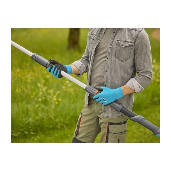 Gardena Akku-Teleskop-Baumschere HighCut 250/18V P4A solo 1
