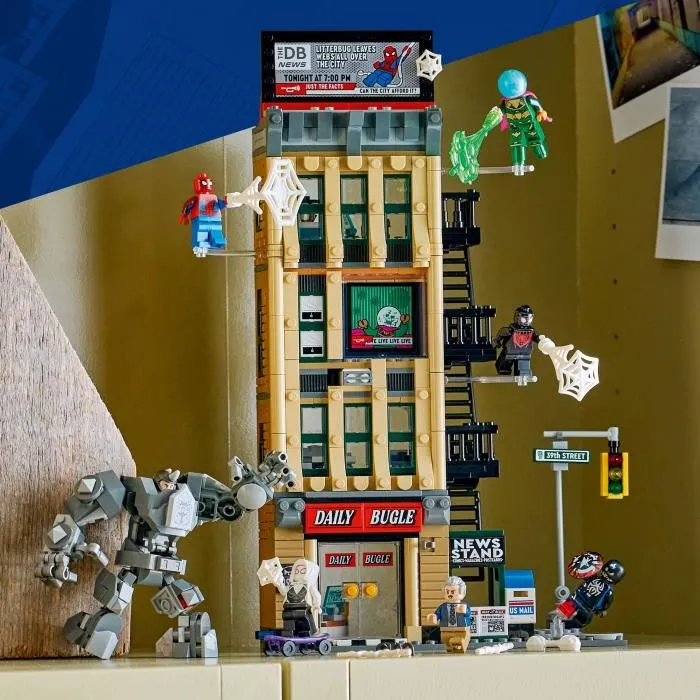 LEGO Marvel 76342 Spider-Man vs. Mysterio: The Daily Bugle - Juguete de construcción, set de edificio modular para mayores de 10 años