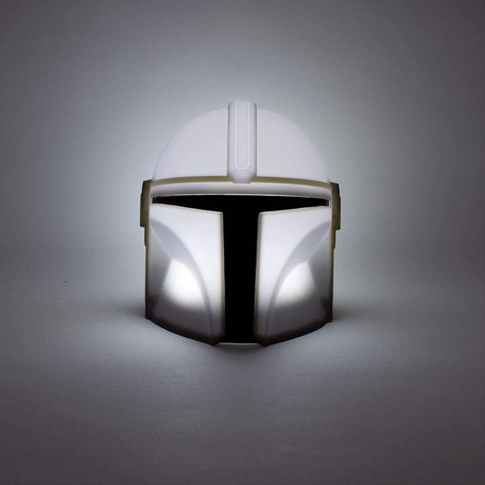 Paladone Lámpara Star Wars The Mandalorian - Casco con Luz, Funciona con Baterías AAA o USB 3 Paladone Lámpara Star Wars The Mandalorian - Casco con Luz, Funciona con Baterías AAA o USB 3