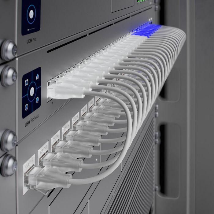 Ubiquiti 50W, 8 x 2.5 GbE RJ45, 16 x GbE RJ45, 2 x 10G SFP+, SGCC steel, 442.4 x 325 x 43.7 mm (17.4 x 12.8 x 1.7") 8 Ubiquiti 50W, 8 x 2.5 GbE RJ45, 16 x GbE RJ45, 2 x 10G SFP+, SGCC steel, 442.4 x 325 x 43.7 mm (17.4 x 12.8 x 1.7") 8