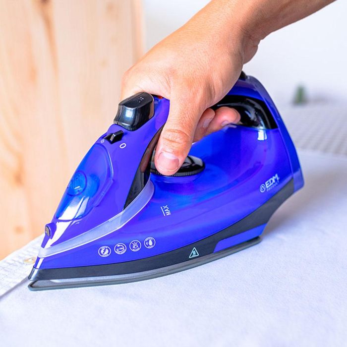Edm Plancha de Vapor Compacta 2000W Azul, Depósito 300ml, Base Antiadherente, Chorro y Spray, Seco/Vapor, 15/140g/min 7 Edm Plancha de Vapor Compacta 2000W Azul, Depósito 300ml, Base Antiadherente, Chorro y Spray, Seco/Vapor, 15/140g/min 7